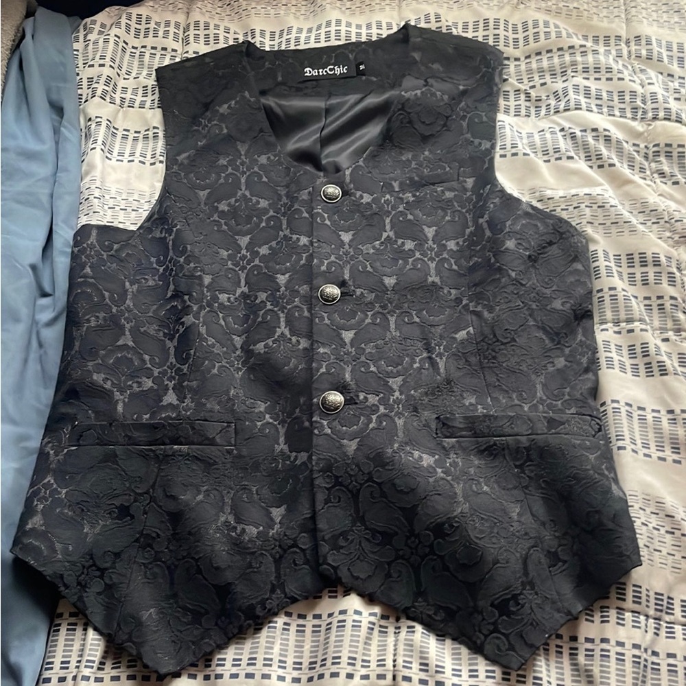 DarcChic Vest
